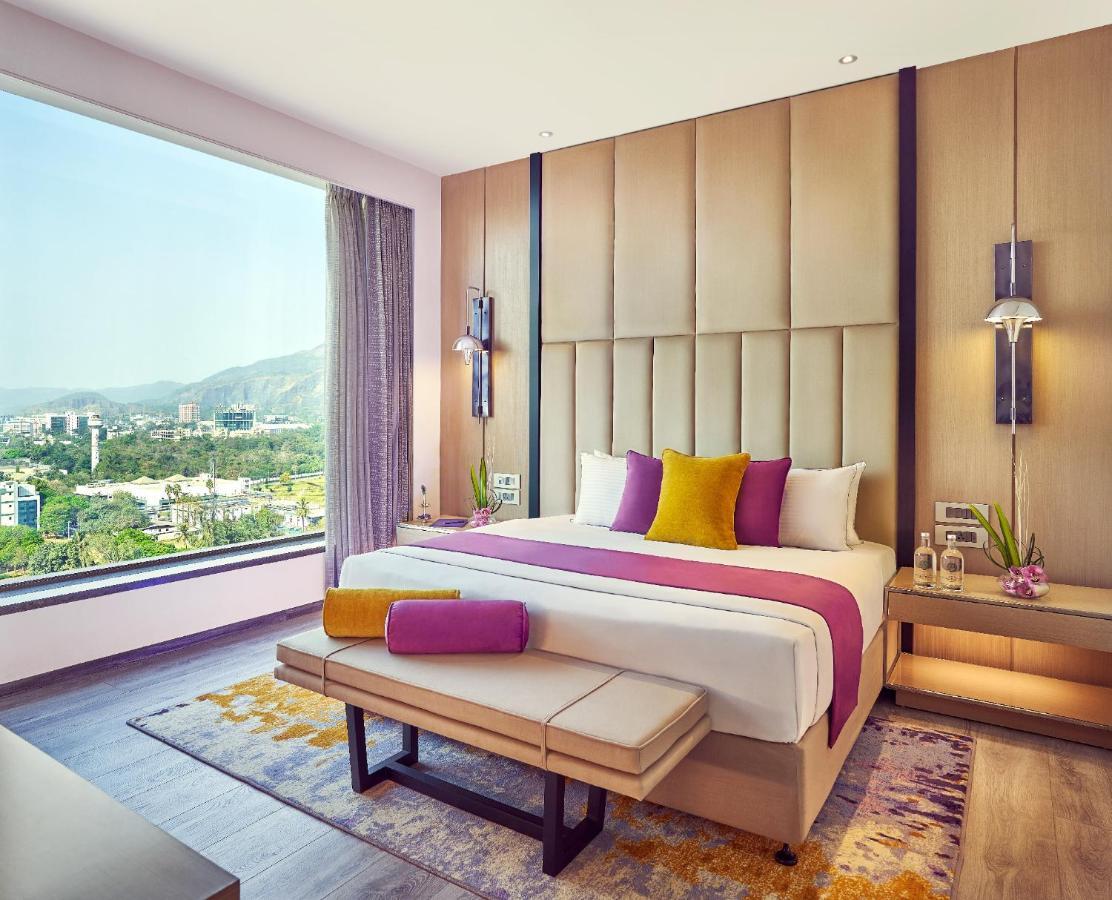 Vivanta Navi Mumbai Turbhe Exterior foto