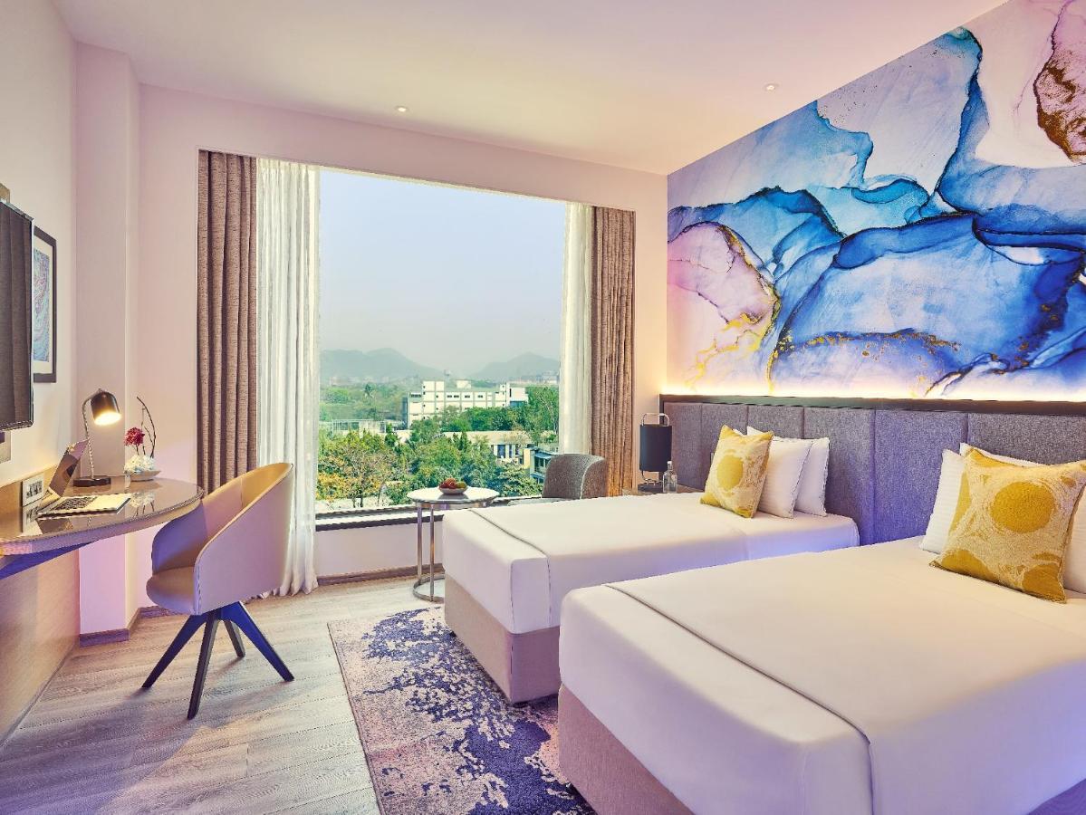 Vivanta Navi Mumbai Turbhe Exterior foto